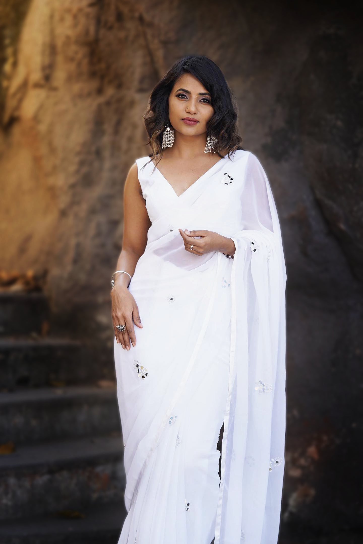 Pin by Sheena Sood on Blouses | White saree, Indian fashion dresses, Indian  bridal outfits